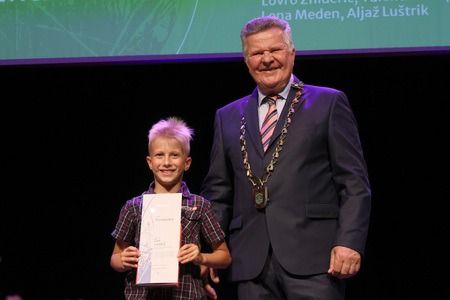 ZLATE PETICE 38 FOTO LJUBO VUKELIČ